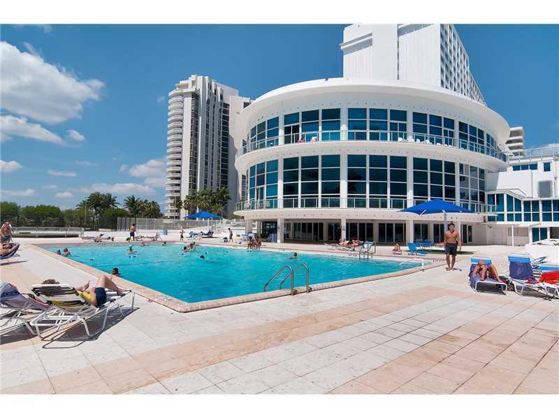 Castle Beach Resort Apartment Miami Beach Exterior foto